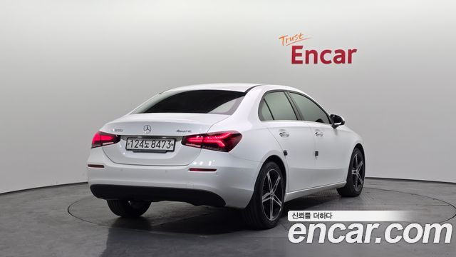 Mercedes-Benz A-Class W177 A250 4MATIC Sedan - фото 1