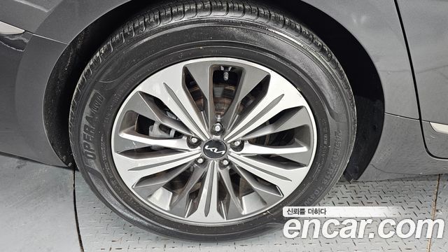 Kia K8 2.5 Gasoline 2WD Signature - фото 4