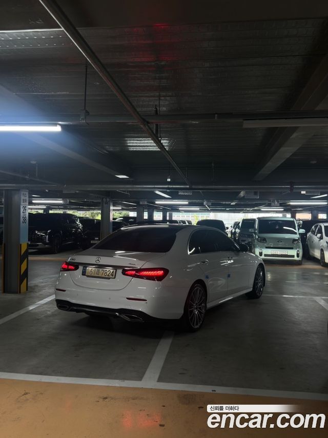 Mercedes-Benz E-Class W213 E350 4MATIC AMG Line - фото 1