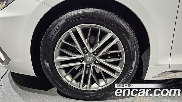 Hyundai Grandeur IG 3.0 LPi Modern Basic (Rental Car) - фото 4