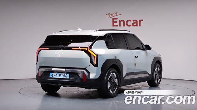Kia EV3 Long Range 2WD Earth - фото 0