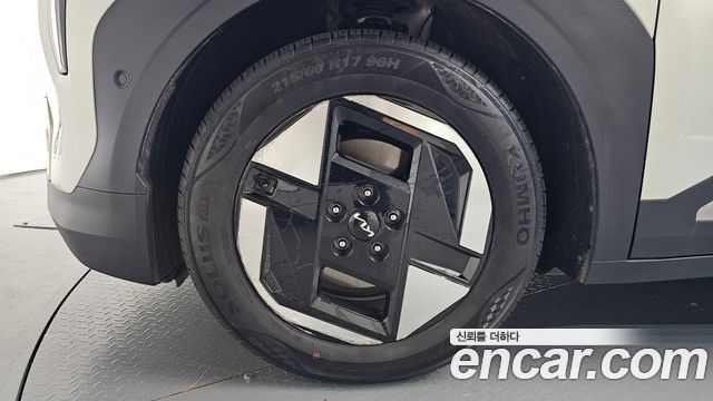 Kia EV3 Long Range 2WD Earth - фото 3