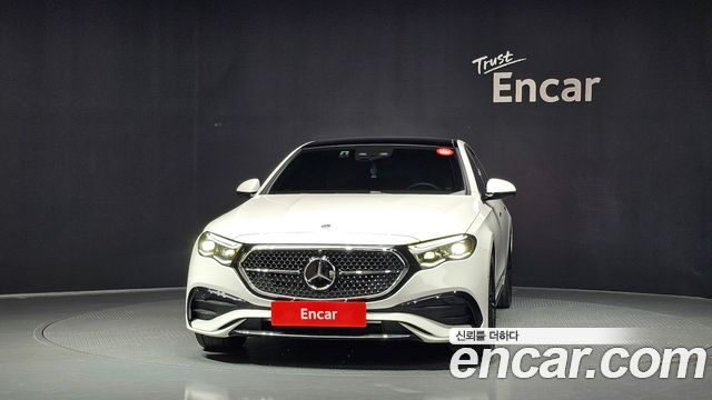 Mercedes-Benz E-Class W214 E300 4MATIC AMG Line - фото 2