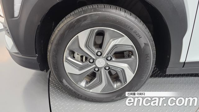 Hyundai Kona гибрид Modern Special - фото 4