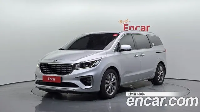 Kia Carnival Новый 9-Seater Noblesse - фото 0