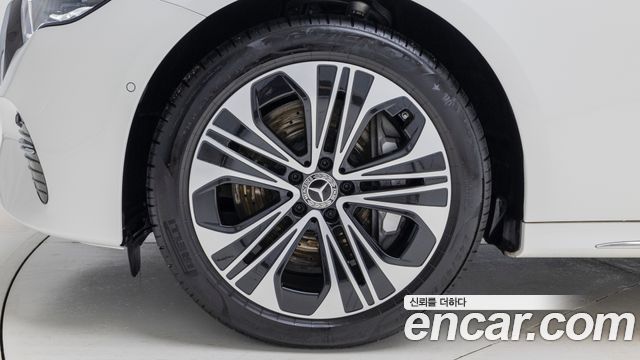 Mercedes-Benz E-Class W214 E350e 4MATIC - фото 4