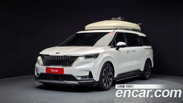 Kia Carnival 4-го поколения 7-Seater Signature - фото 0