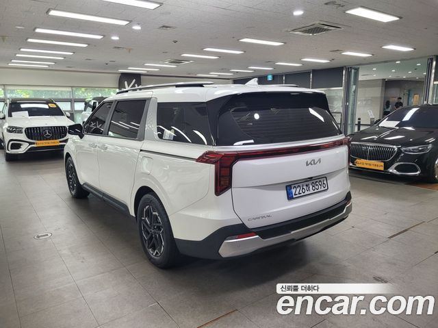 Kia Carnival Новый 4-го поколения 9-Seater Prestige - фото 1