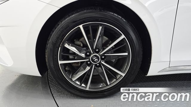 Hyundai Grandeur Новый IG 2.5 Le Blanc - фото 4