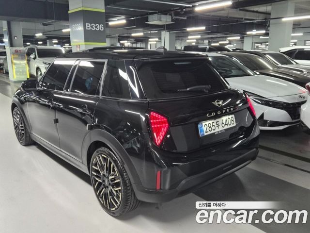 Mini Cooper 4-го поколения 5 Door Favoured - фото 1