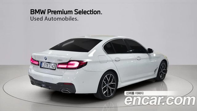 BMW 5-Series G30 530i M Sport Package - фото 1