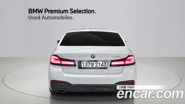 BMW 5-Series G30 530i M Sport Package - фото 3