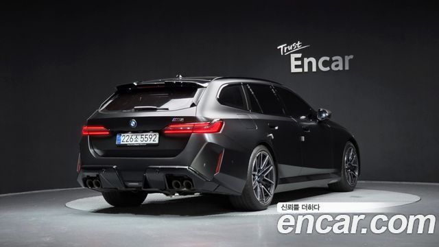 BMW M5 G90 M5 Touring - фото 1