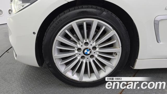 BMW 4-Series F32 420d Luxury GranCoupe - фото 4