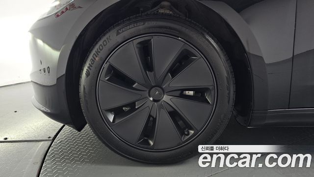 Tesla Model 3 Long Range AWD - фото 3