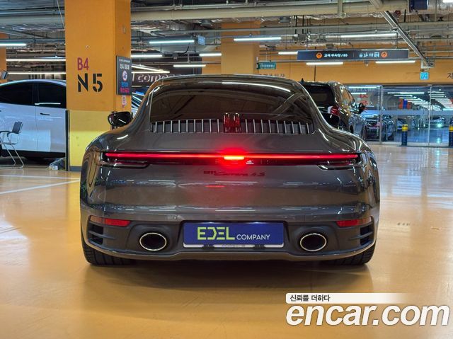 Porsche 911 Carrera 4 - фото 2