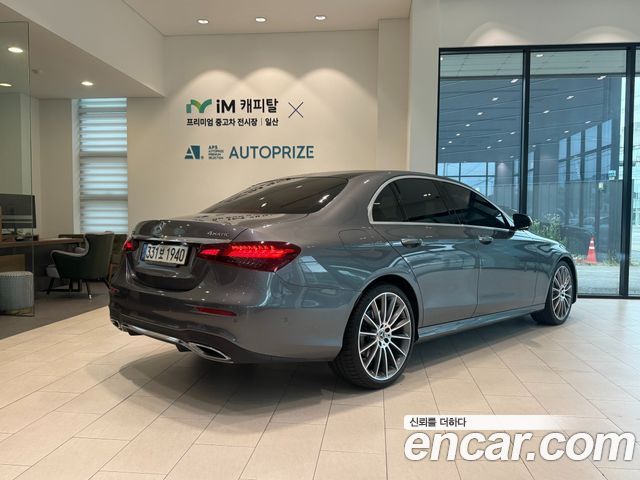 Mercedes-Benz E-Class W213 E350 4MATIC AMG Line - фото 1