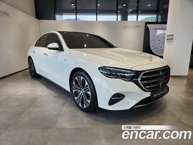 Mercedes-Benz E-Class W214 E350e 4MATIC - фото 1