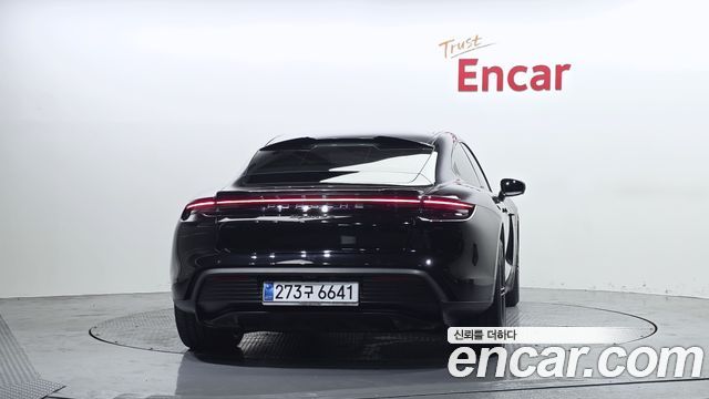 Porsche Taycan 4S - фото 3