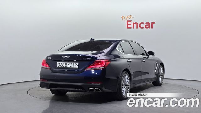 Genesis G70 2.2D AWD Elite - фото 1