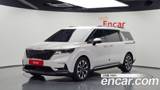 Kia Carnival 4-го поколения 7-Seater Signature - фото 0