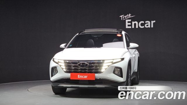 Hyundai Tucson NX4, гибрид Inspiration 2WD - фото 2