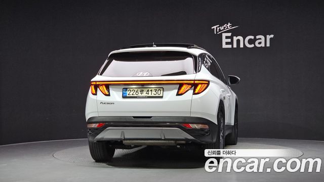 Hyundai Tucson NX4, гибрид Inspiration 2WD - фото 3