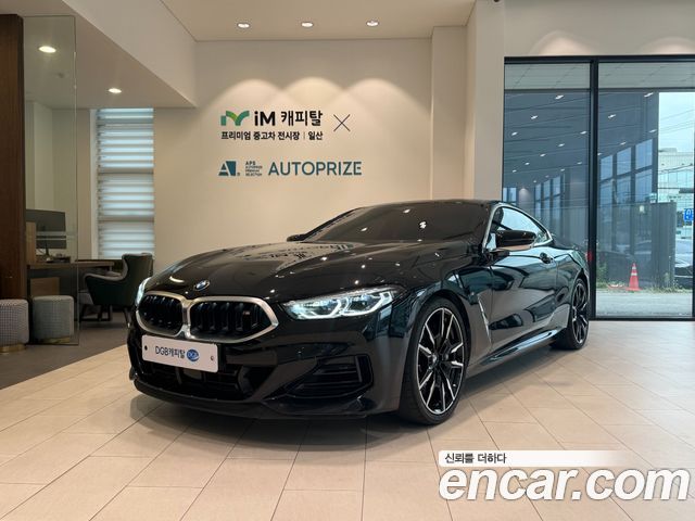 BMW 8-Series G15 M850i xDrive Coupe - фото 0