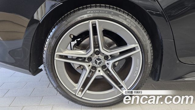 Mercedes-Benz CLS-Class C257 CLS300d AMG Line - фото 4