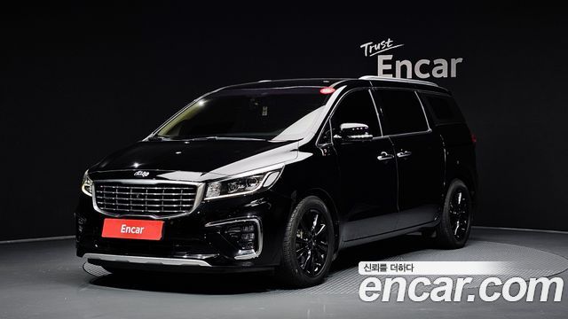 Kia Carnival Новый 7-Seater Limousine President - фото 0
