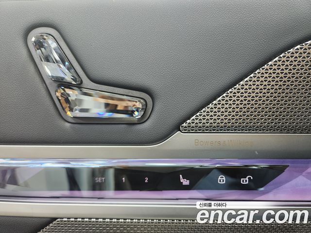 BMW 7-Series G70 740d xDrive M Sport - фото 3