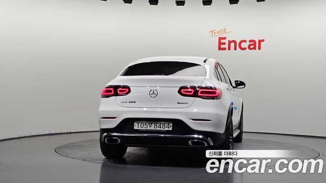 Mercedes-Benz GLC-Class X253 GLC300 4MATIC Premium Coupe - фото 3