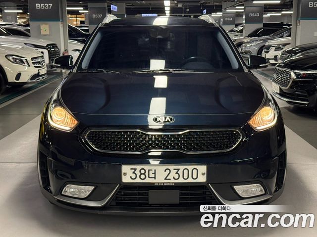 Kia Niro Prestige - фото 0