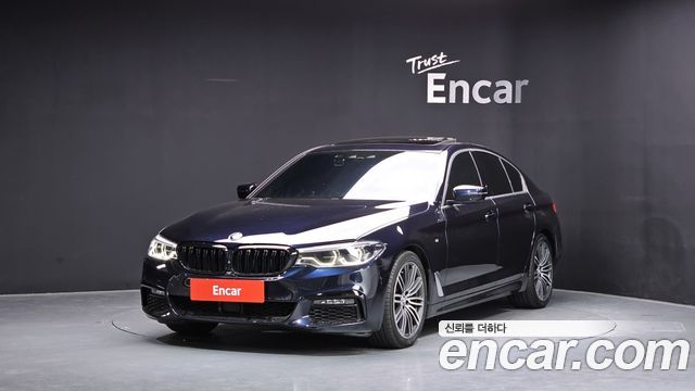 BMW 5-Series G30 530i M Sport Package Plus - фото 0