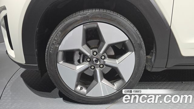 SsangYong Torres EVX E7 - фото 4