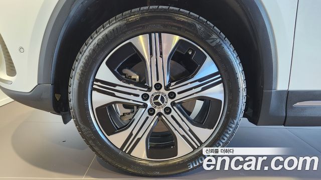 Mercedes-Benz EQA H243 EQA250 Progressive - фото 4
