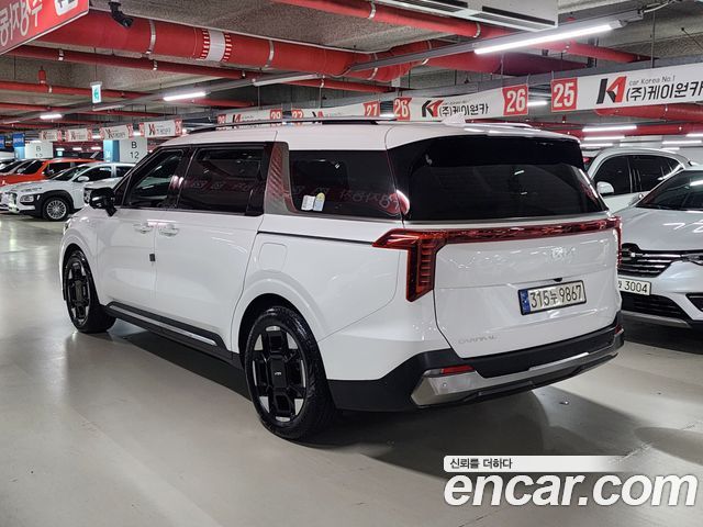Kia Carnival Новый 4-го поколения 7-Seater Signature - фото 1
