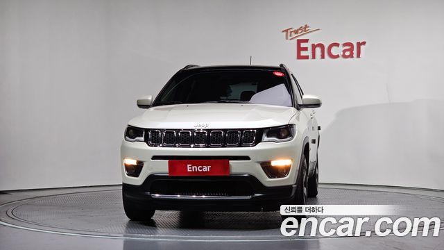 Jeep Compass 2-го поколения 2.4 Limitied AWD - фото 2
