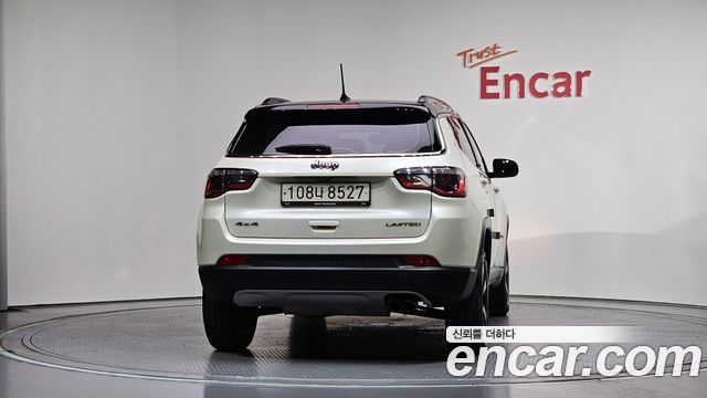 Jeep Compass 2-го поколения 2.4 Limitied AWD - фото 3