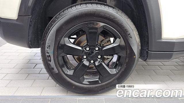 Jeep Compass 2-го поколения 2.4 Limitied AWD - фото 4