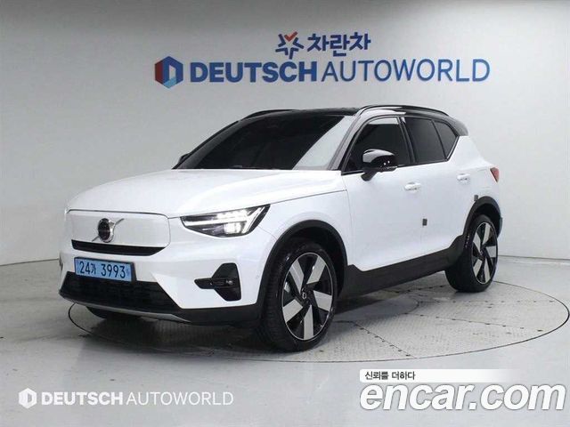 Volvo XC40 Twin Ultimate - фото 0