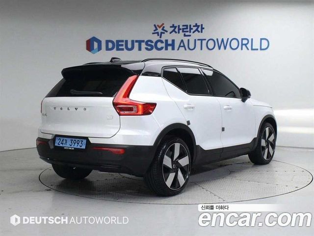 Volvo XC40 Twin Ultimate - фото 1