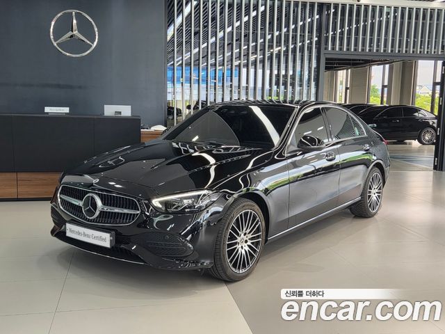 Mercedes-Benz C-Class W206 C200 Avantgarde - фото 0