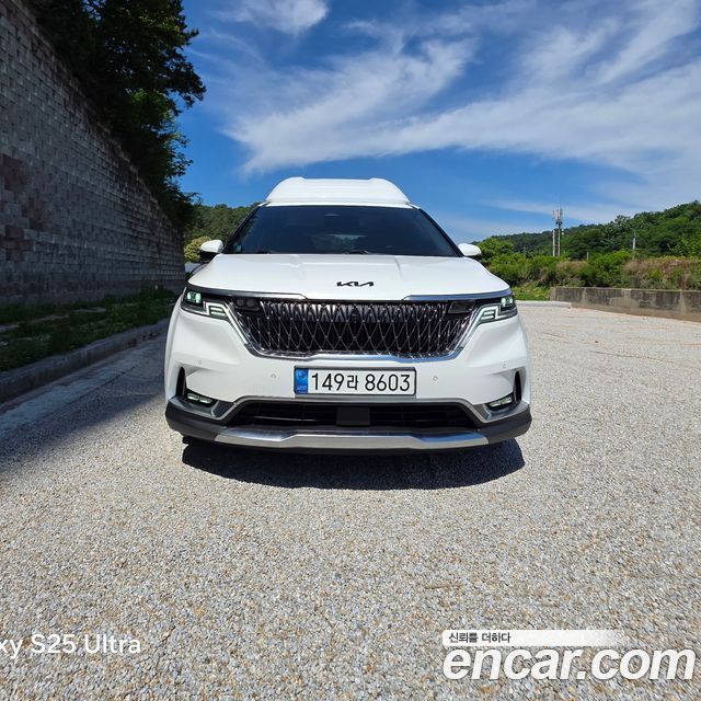 Kia Carnival 4-го поколения 7-Seater Signature - фото 0