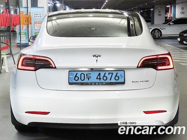 Tesla Model 3 Long Range AWD - фото 4