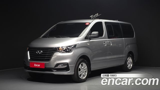 Hyundai Starex Новый 4WD Urban 9-Seater Premium - фото 0