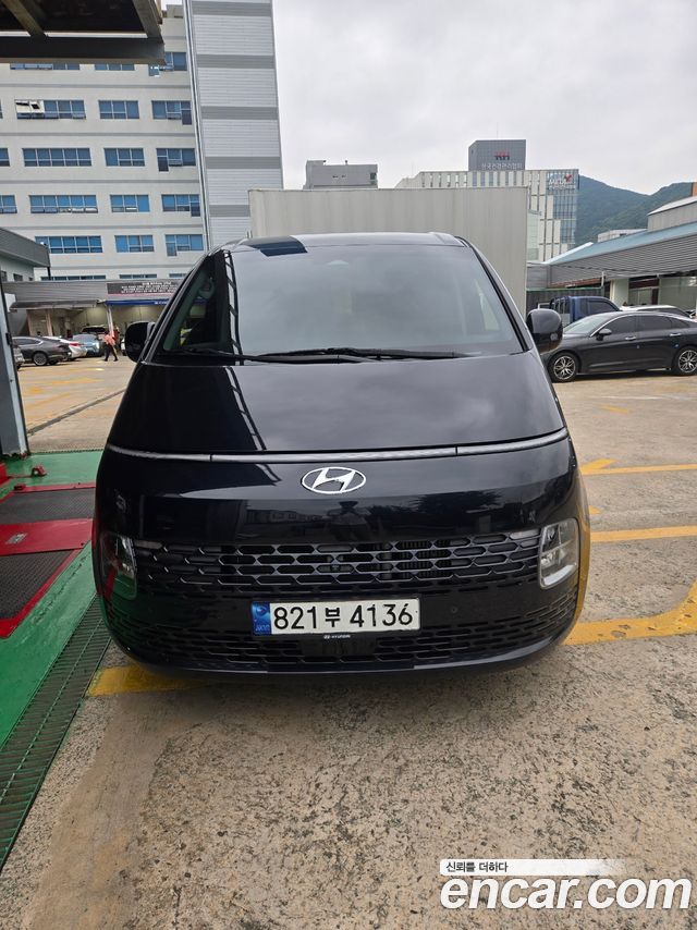 Hyundai Staria Cargo 5-Seater Modern - фото 0