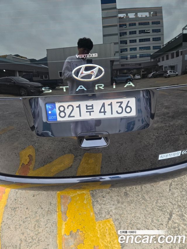 Hyundai Staria Cargo 5-Seater Modern - фото 3