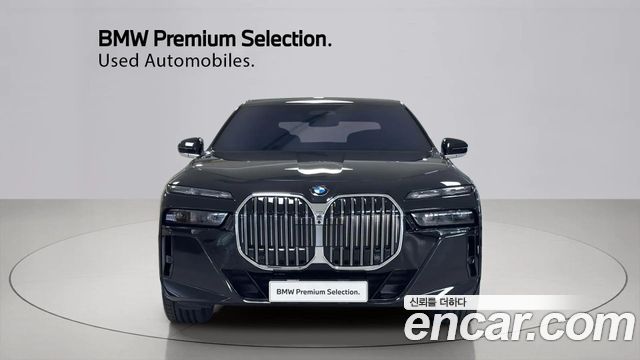 BMW 7-Series G70 740d xDrive M Sport - фото 2