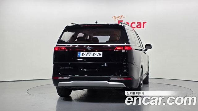 Kia Carnival 4-го поколения 9-Seater Prestige - фото 3